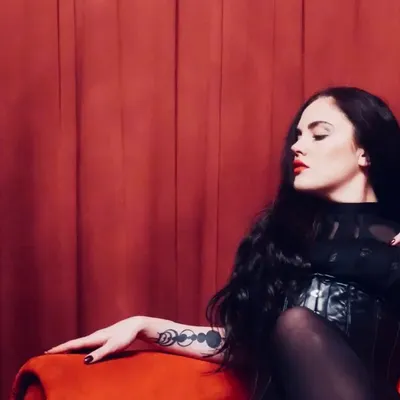 Dominanz & Dienstleistung – Vereinbar?