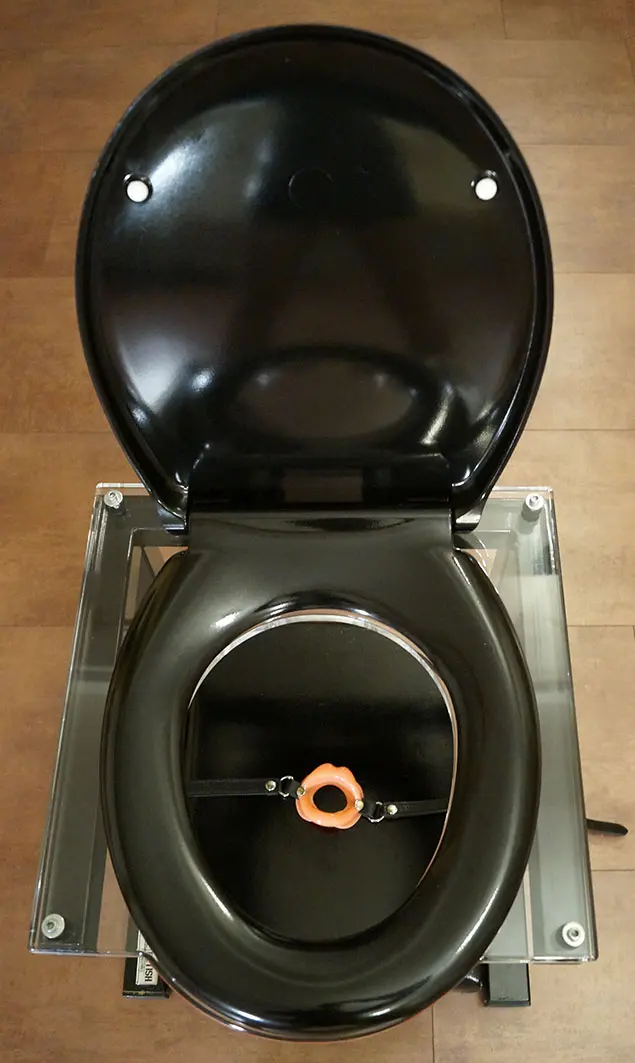 Toiletten Stuhl mit Kopfsack