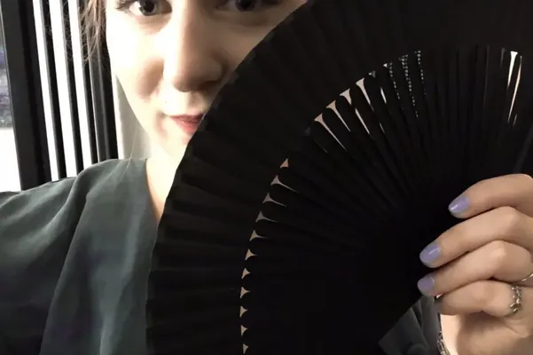 Beschämt und Bewundert.