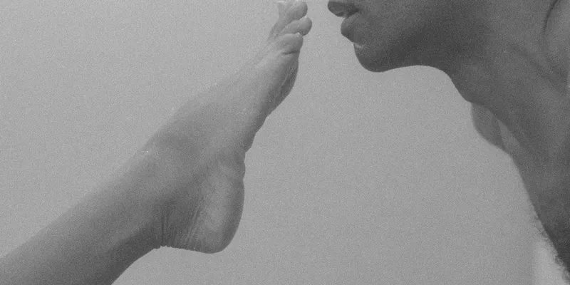 Die Macht Meiner Füße: Ritual, Psychologie und Lust der Fußverehrung